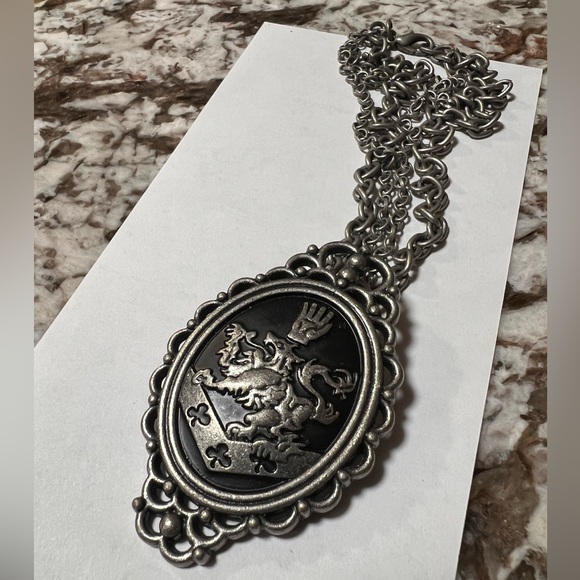 Twilight Rosalie's Necklace Replica Jewelry - Picture 2 of 10